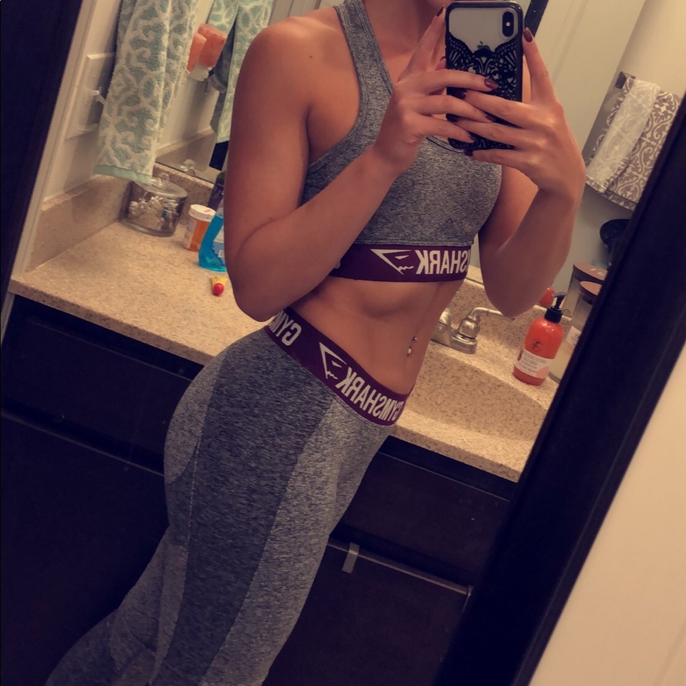 Gymshark (matching set, leggings and sports bra)